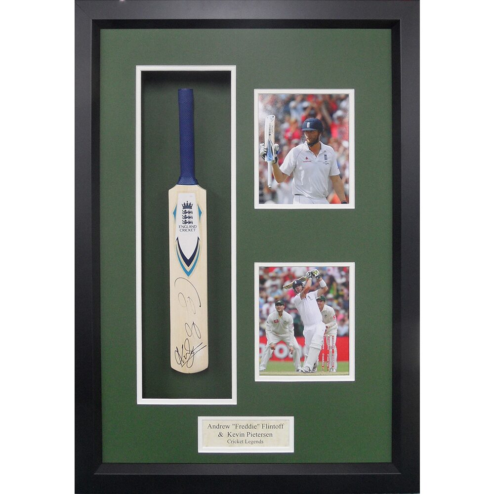 Framed Andrew Flintoff & Kevin Pietersen Signed Cricket Mini Bat